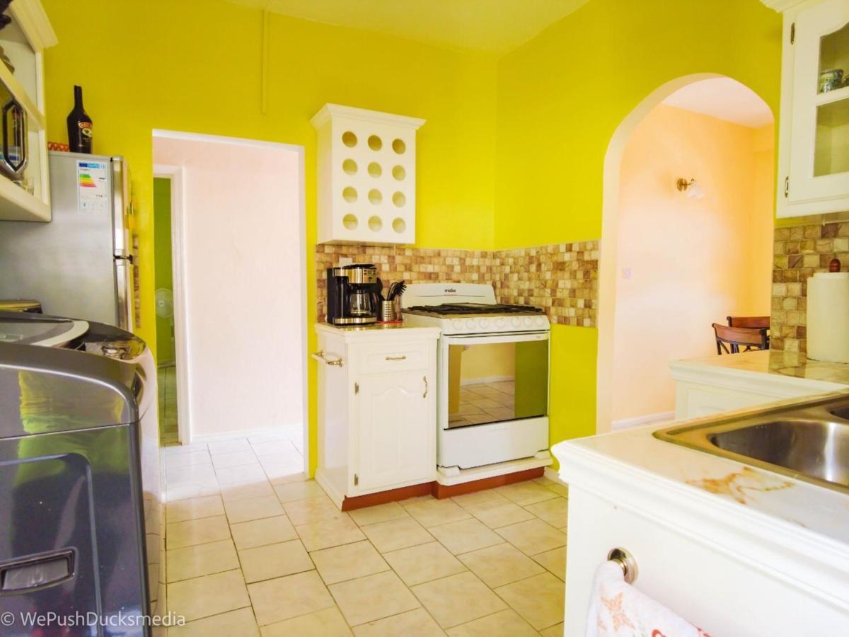 Coco Rose Apartments Soufrière 외부 사진