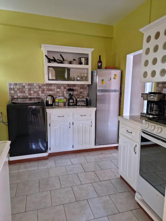 Coco Rose Apartments Soufrière 외부 사진